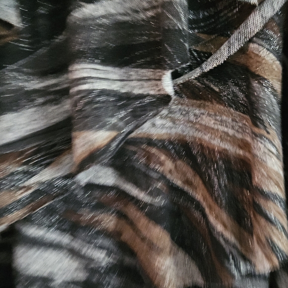 Element Multicolor Ruffle Blouse - Picture 2 of 2